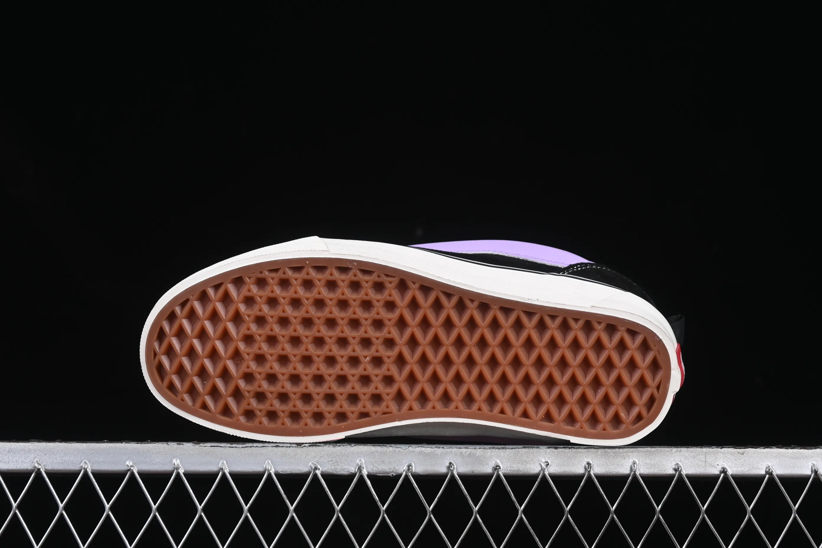 All categories Vans Vans series Vans Low Vans Knu Skool Purple Portuguese love bread shoes Comfortable and fashionable non-slip wear-resistant low-top casual sneakers VN0009QC6BT1